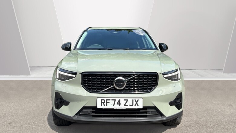 Volvo XC40 2.0 B4P Ultra Dark 5dr Auto Petrol Estate
